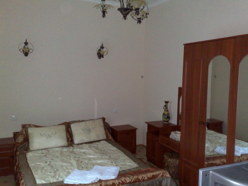Ekaterininskaya Apartments Οδησσός Δωμάτιο φωτογραφία